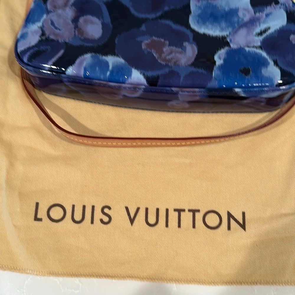 VEUC Louis Vuitton Vernis Ikat Floral Pochette Limited Edition 2013